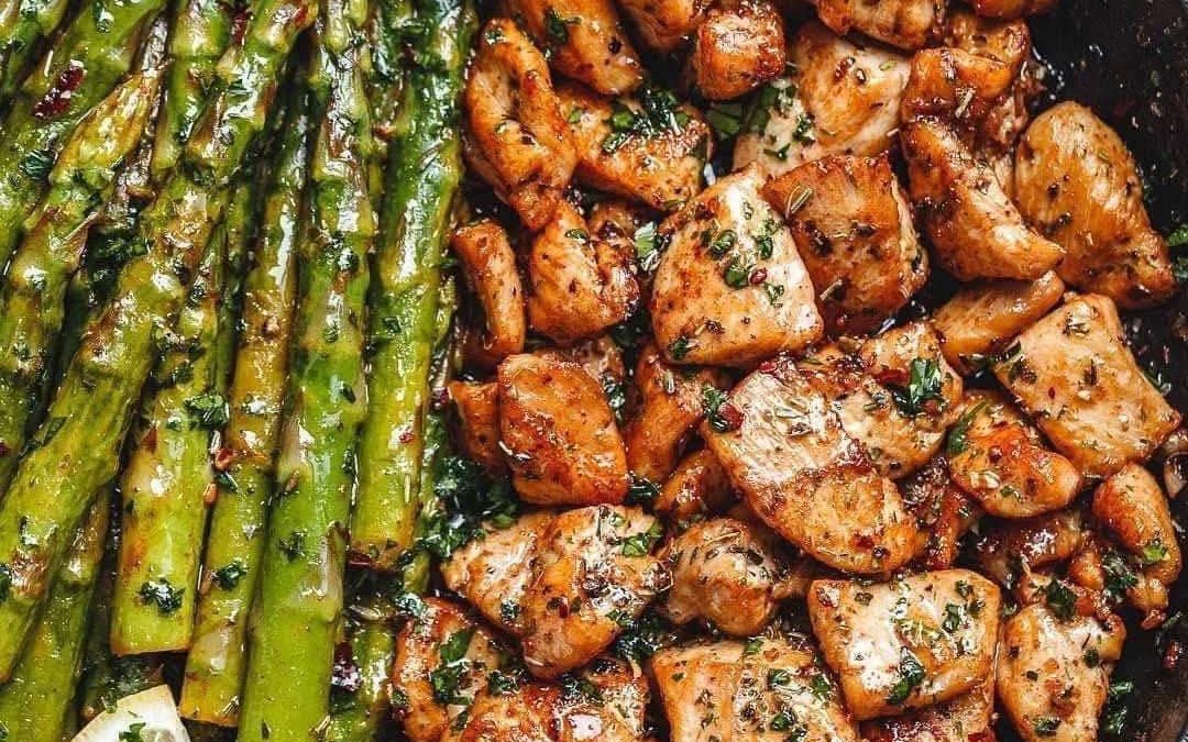 Garlic Butter Chicken Bites and Asparagus