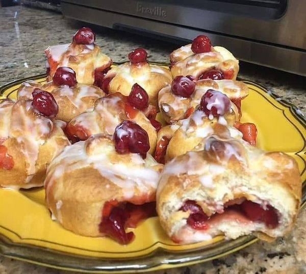 Keto Cherry Pie Bites